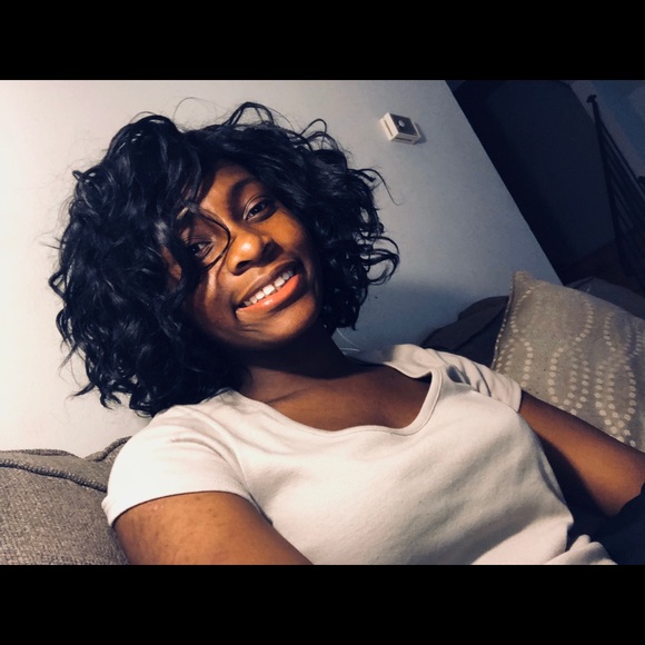 Meet your Posher, Albertha - Picture 1 of 1